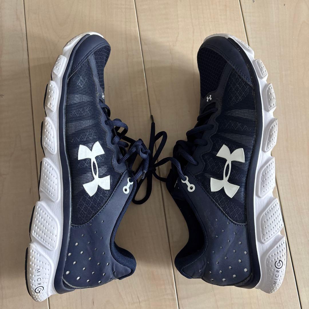 アンダーアーマー　シューズ　ランニング