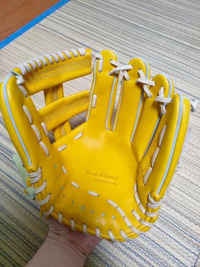 ZETTプロステイタスSE　軟式用グローブ（吉川尚輝モデル）