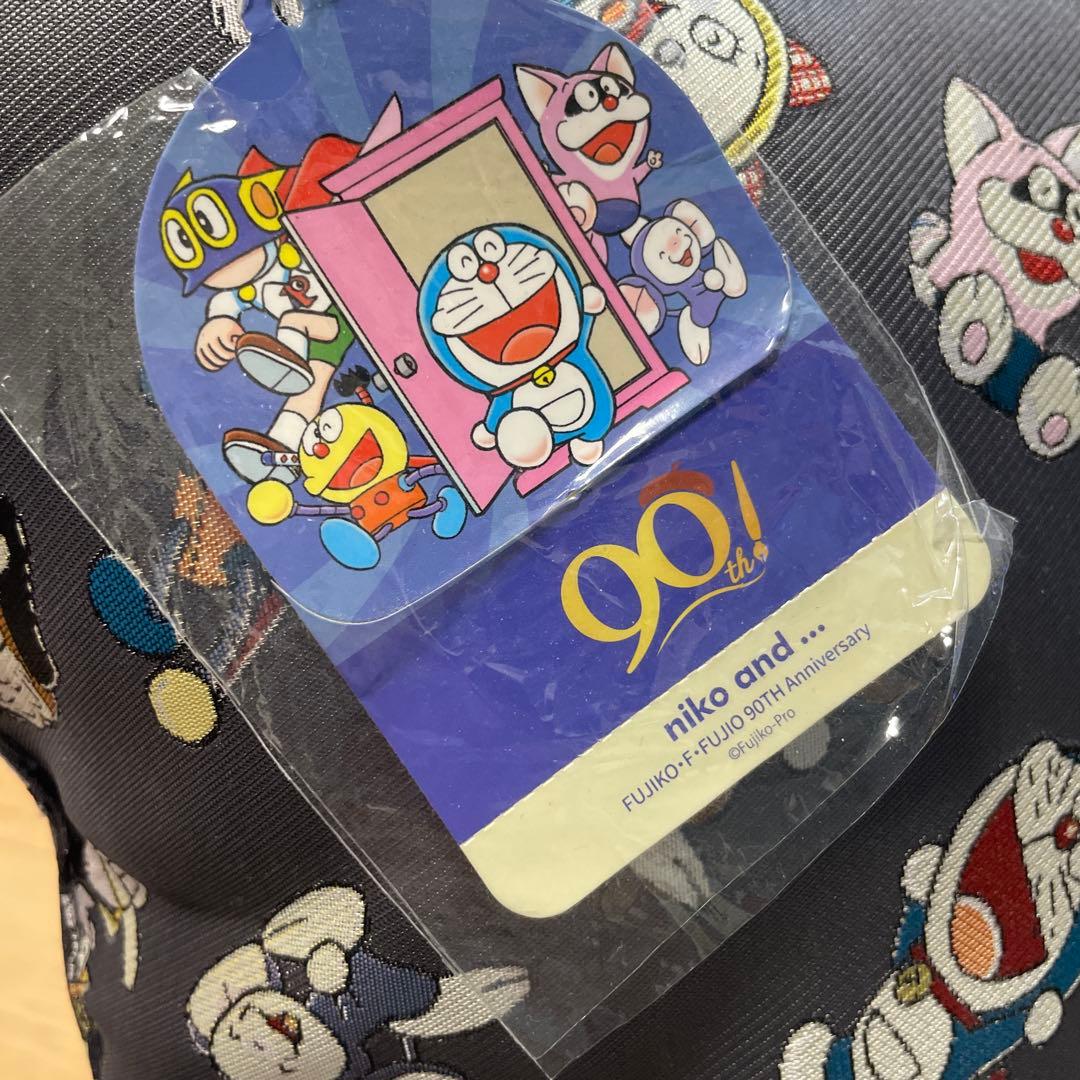 藤子・F・不二雄　ドラえもん　座布団　クッション