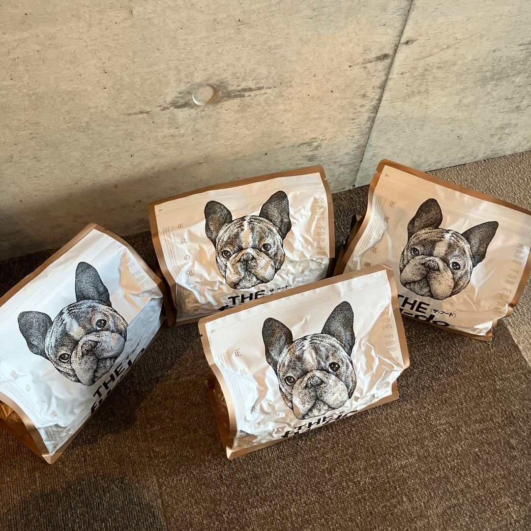 ドッグフード　フレンチブルドッグ専用 4袋まとめて売ります