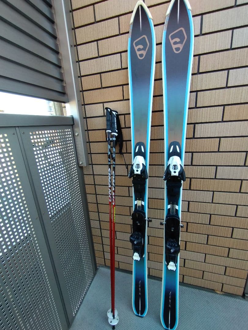 サロモンスキーセット　スキー、ビンディング、ポール