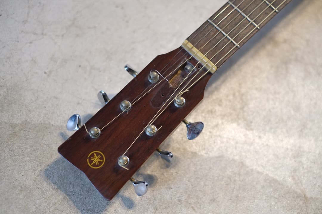 状態良 YAMAHA FG180 赤ラベル 調整済 ヤマハ