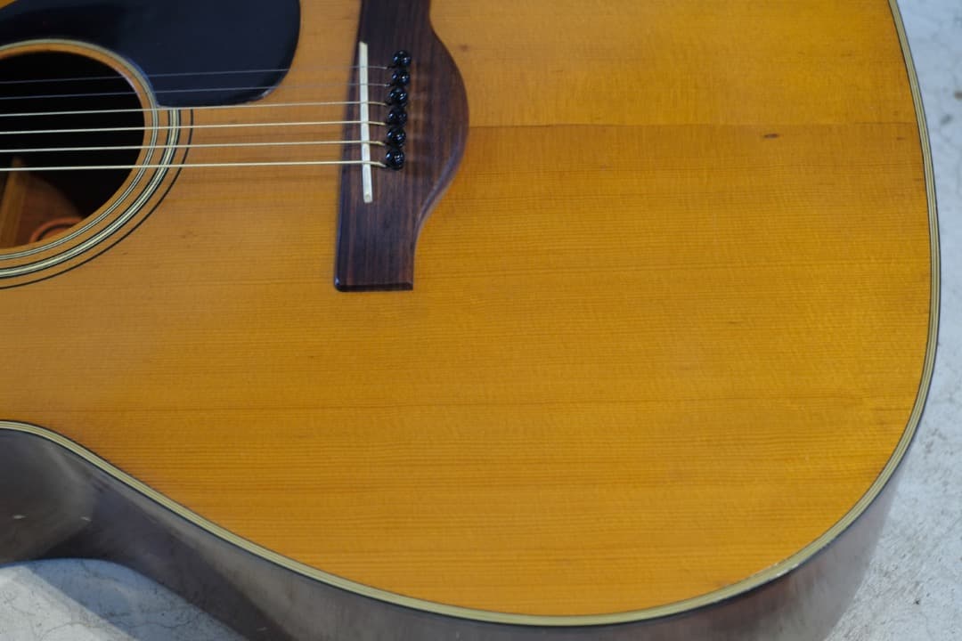 状態良 YAMAHA FG180 赤ラベル 調整済 ヤマハ