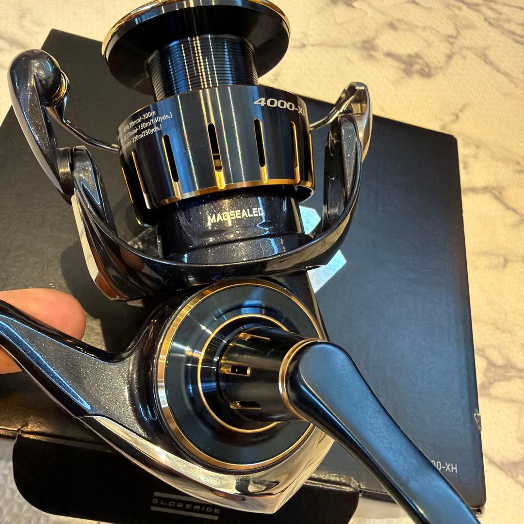 DAIWA 23 SALTIGA 4000-XH スピニングリール