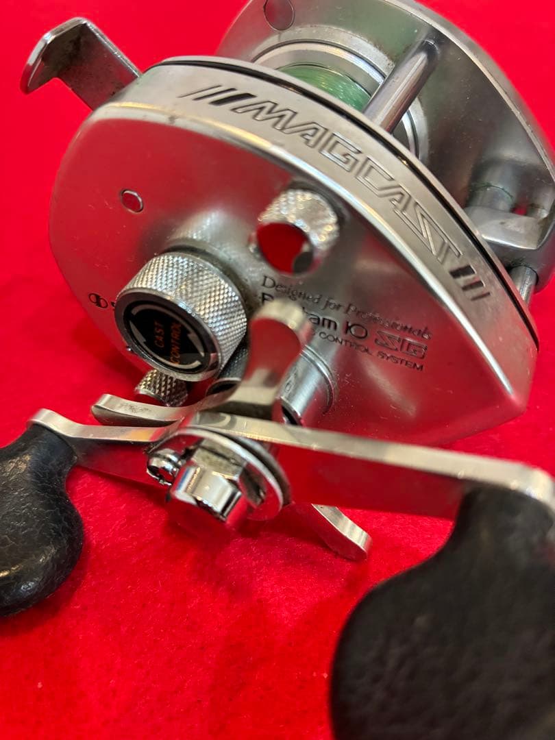 シマノMAGCAST マグキャスト　ベイトリール