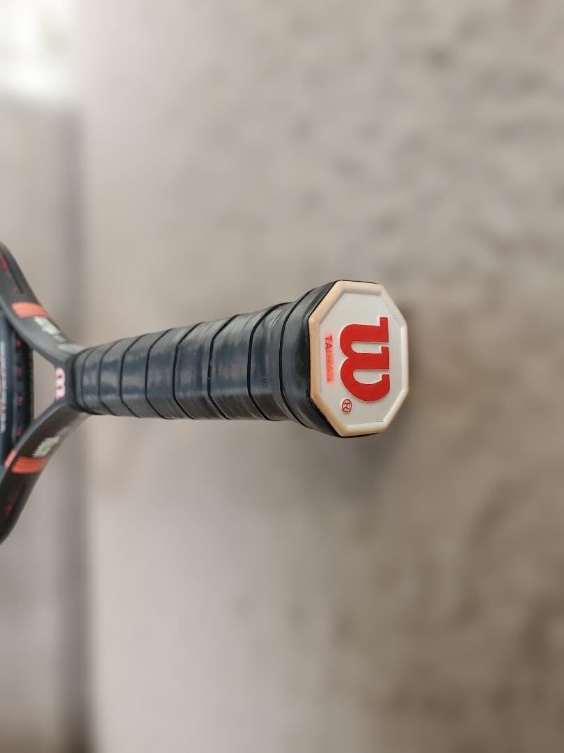 ULTRA 100 G2 テニスラケット 305g