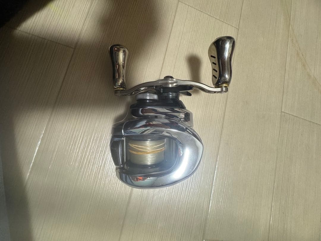 ワールドシャウラ1703-2&19アンタレスhgレフトハンド&ルアー多数引退品