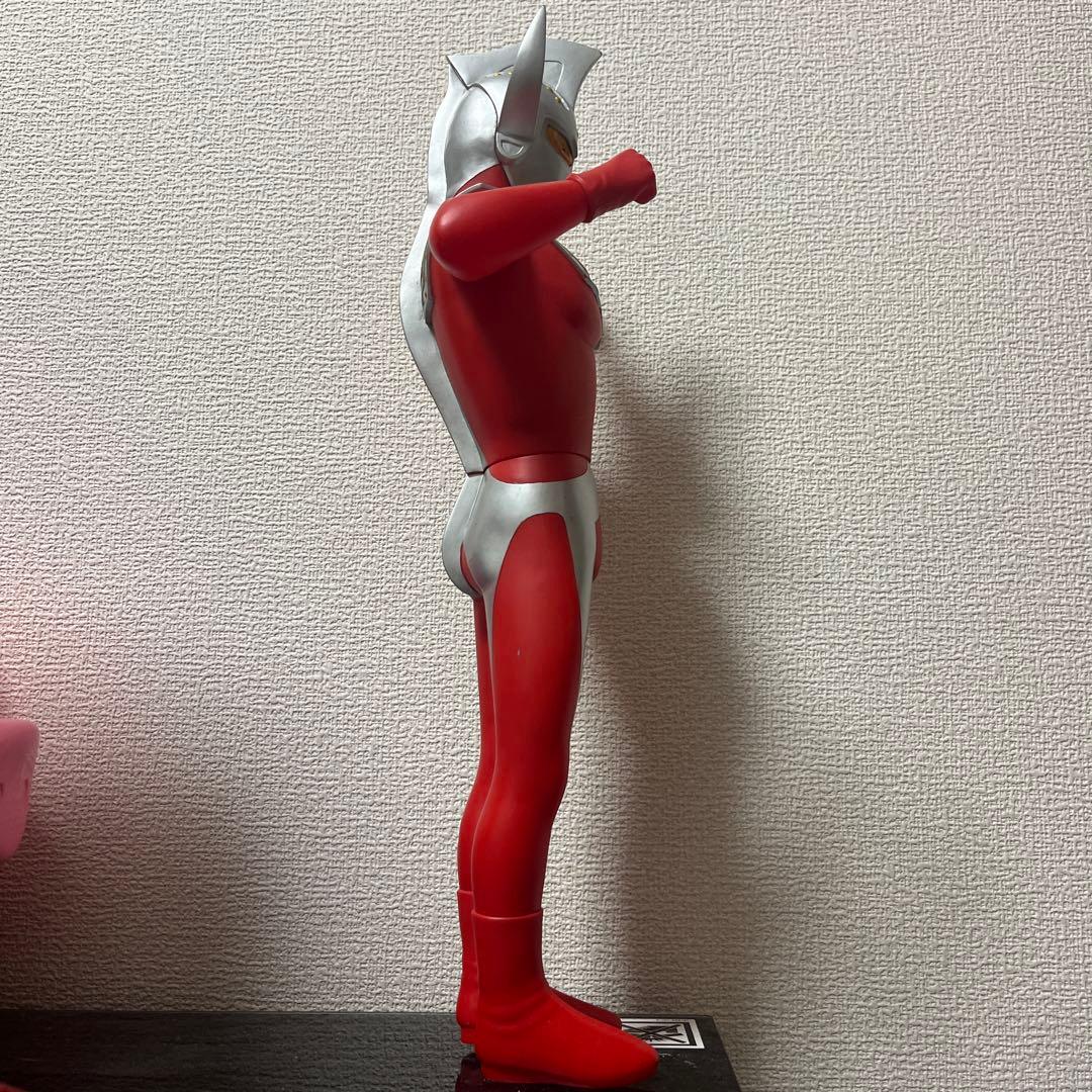 ウルトラマン フィギュア 赤/銀