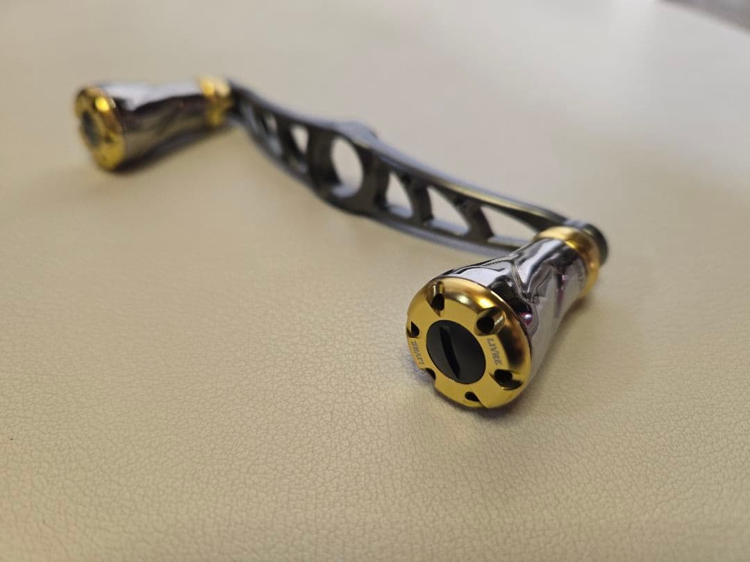 LIVRE CRANK 100 フォルテノブ　リブレ　ベイトリール　ハンドル