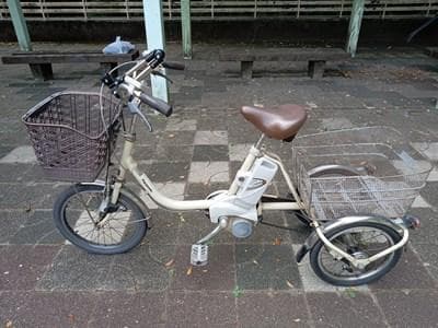パナソニック 電動アシスト三輪自転車 ノーパンクタイヤ