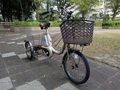 パナソニック 電動アシスト三輪自転車 ノーパンクタイヤ