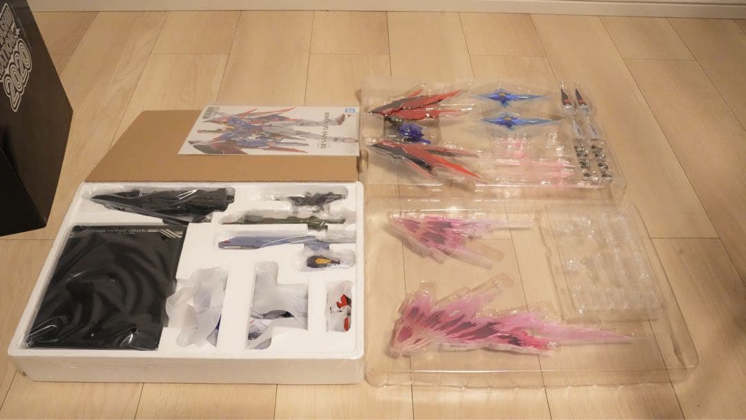 L BUILD メタルビルド デスティニーガンダム　ソウルレッド