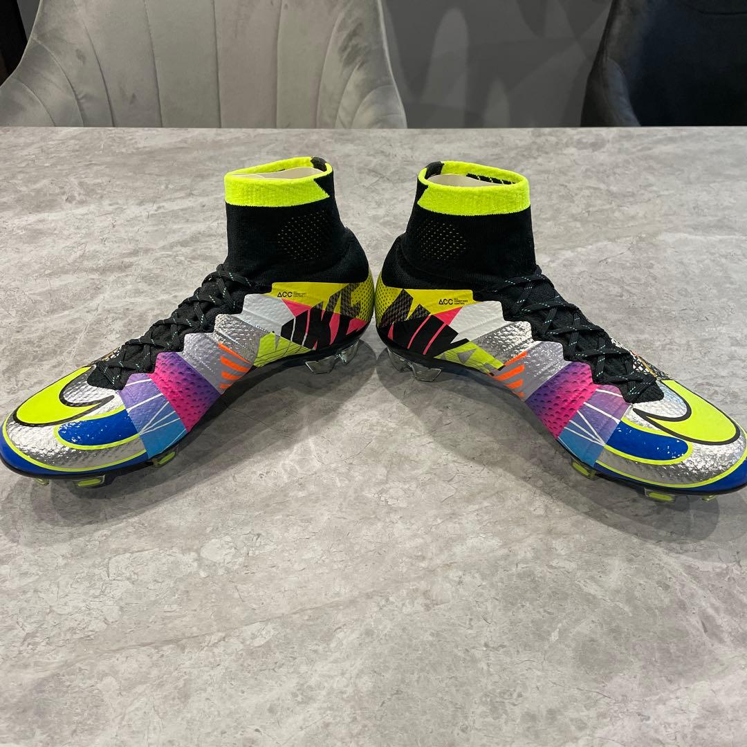 ナイキ　ワットザ(WHAT THE)マーキュリアルスーパーフライ　25.5cm