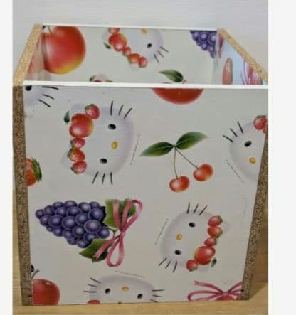 激レア！ハローキティ　フリーボックス　フルーツ柄　2002年 　サンリオ