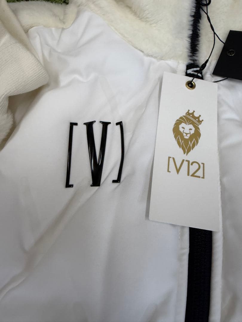 新品正規品【V12/size L】フリース　ハイブリッド　キルティングアウター