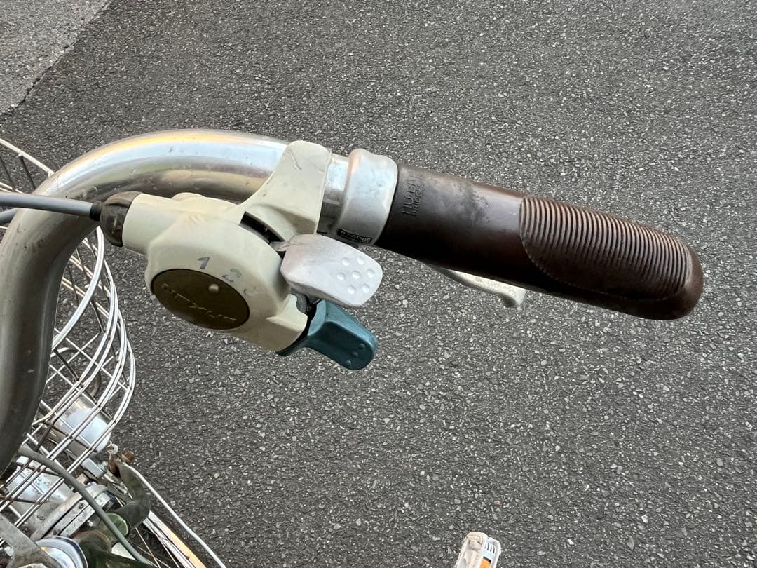 中古ブリヂストン軽量アルミ3段変速自転車〓26インチ★カギ＆チェーンケース新品