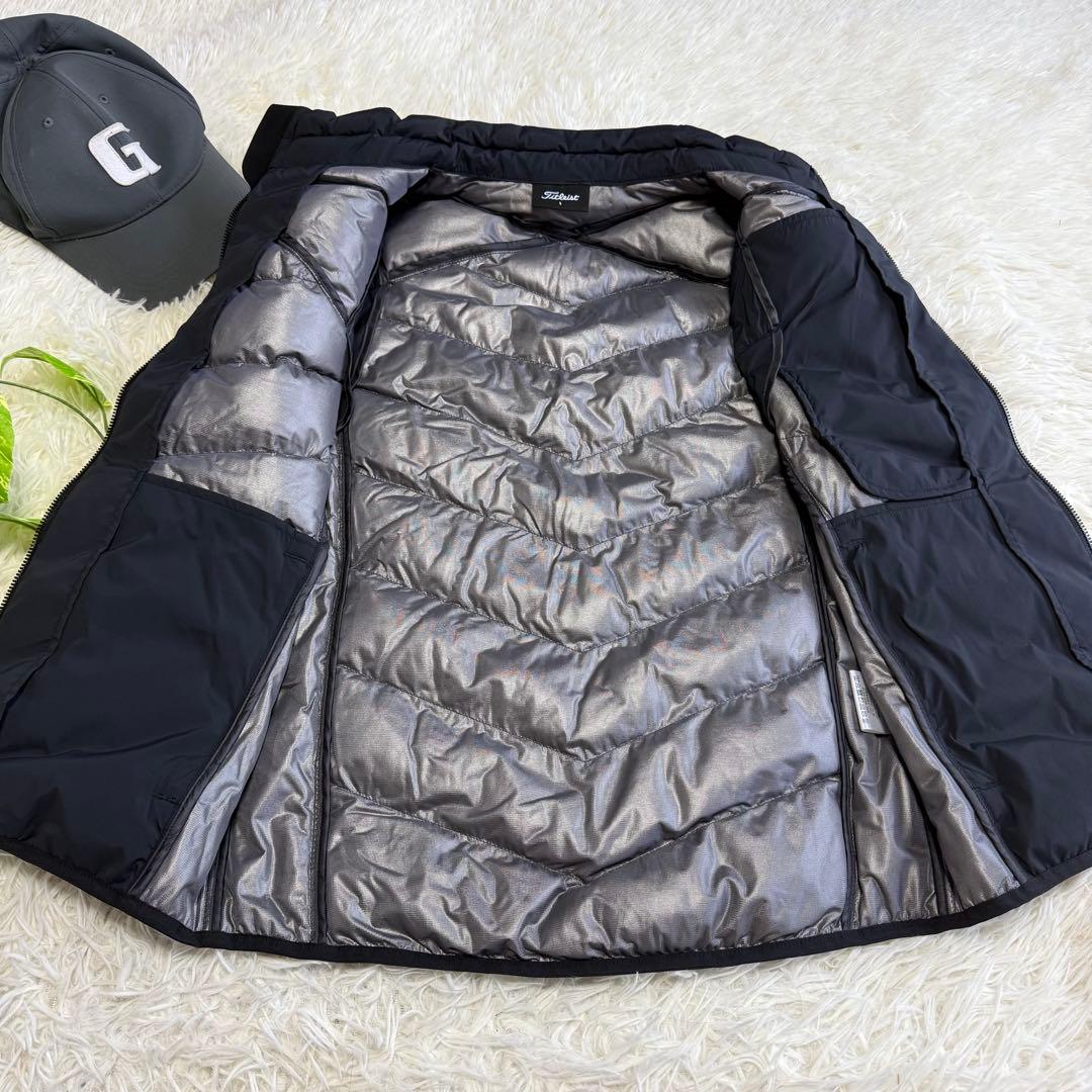 【タイトリスト】極美品 中綿ベスト 肉厚 ブラック Sサイズ レディース