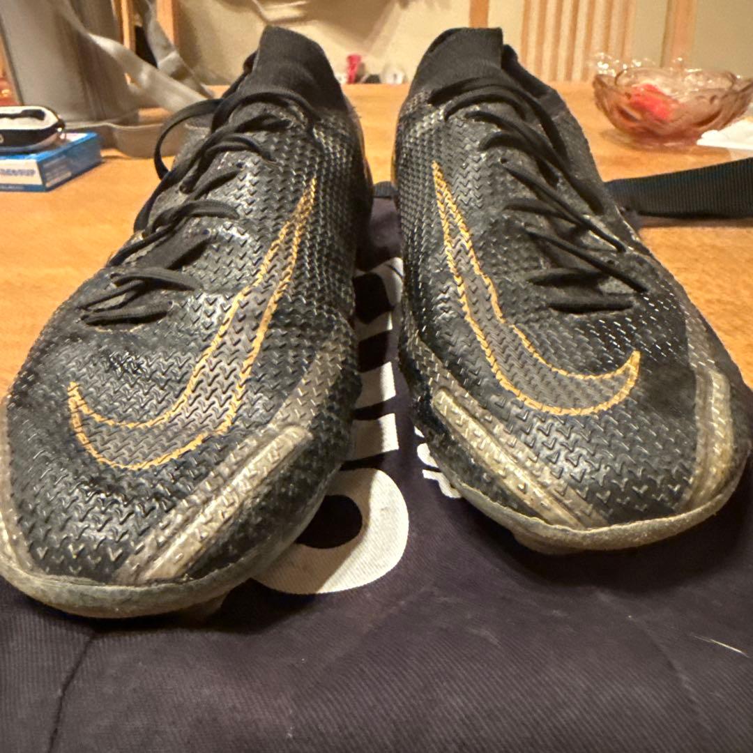 Nike Phantom GT スパイクシューズ ブラック/ゴールド