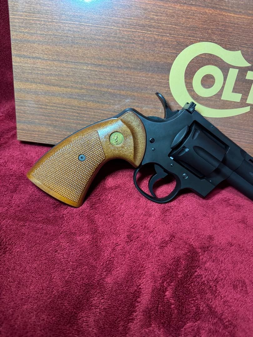 タナカ コルトパイソン.357 4インチ Rモデル　　 ヘビーウェイト