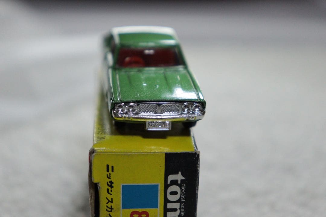 ニッサン　スカイライン　2000GT-X トミカ　黒箱　日本製　NO.82