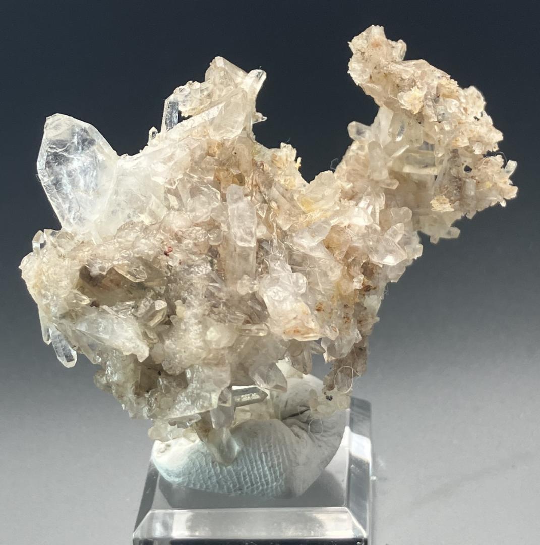 長野県甲武信鉱山　日本式双晶付き水晶クラスター Japantwin　国産水晶