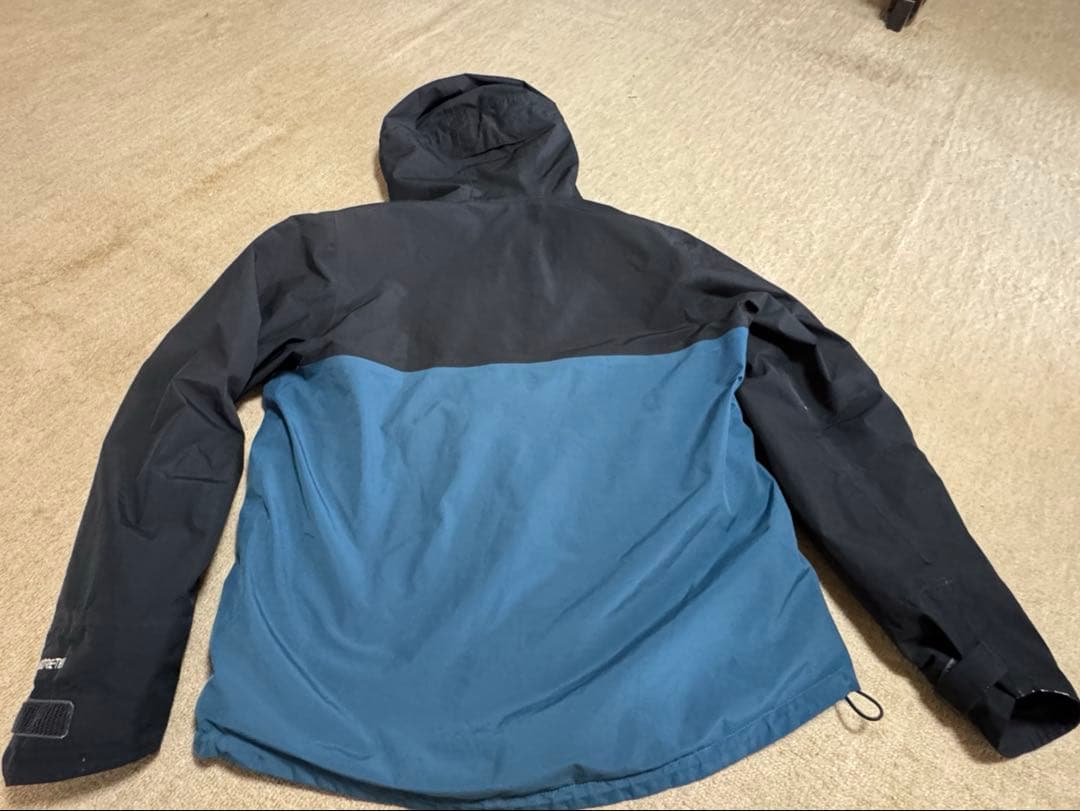 ダイワ防寒ウェア ゴアテックス DW-1909 上下セット 難アリ