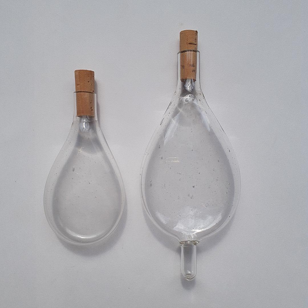 ゴム風船型R　アンティーク硝子　吹きガラス　レトロ雑貨　とろとろガラス