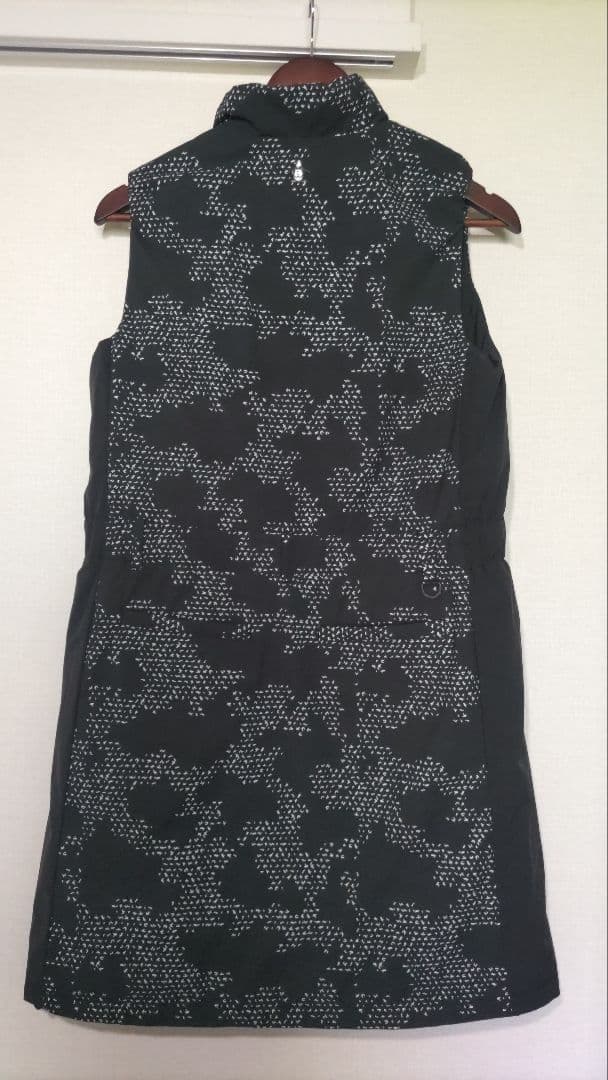 秋冬　2way 着用1回　マンシングウェア　ゴルフリバーシブル中綿ワンピース　L