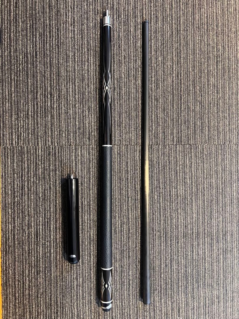 ビリヤード　キュー　プレデター　BLACK4-2 Revo