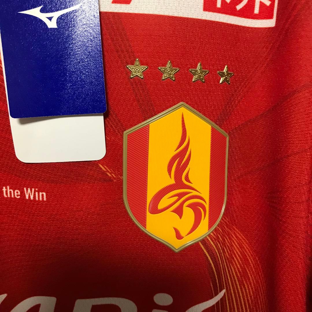 新品未使用　名古屋グランパス　長袖ユニフォームＬサイズ