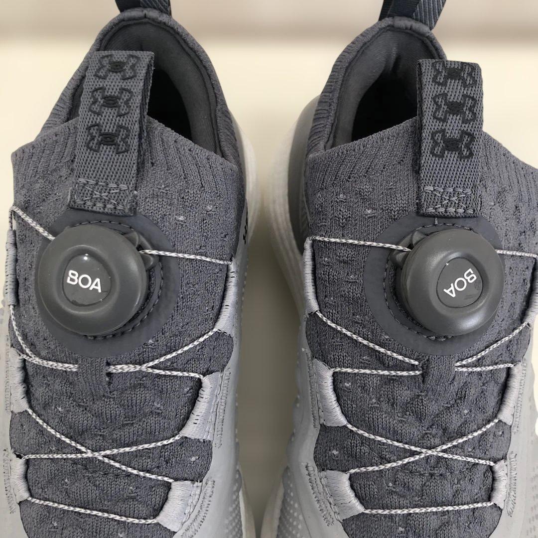 アンダーアーマー　ゴルフシューズ　ファントム フォア ボア スパイクレス