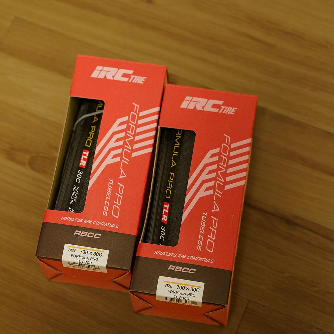 IRC FORMULA PRO TLR 30C 2本【走行5km未満】