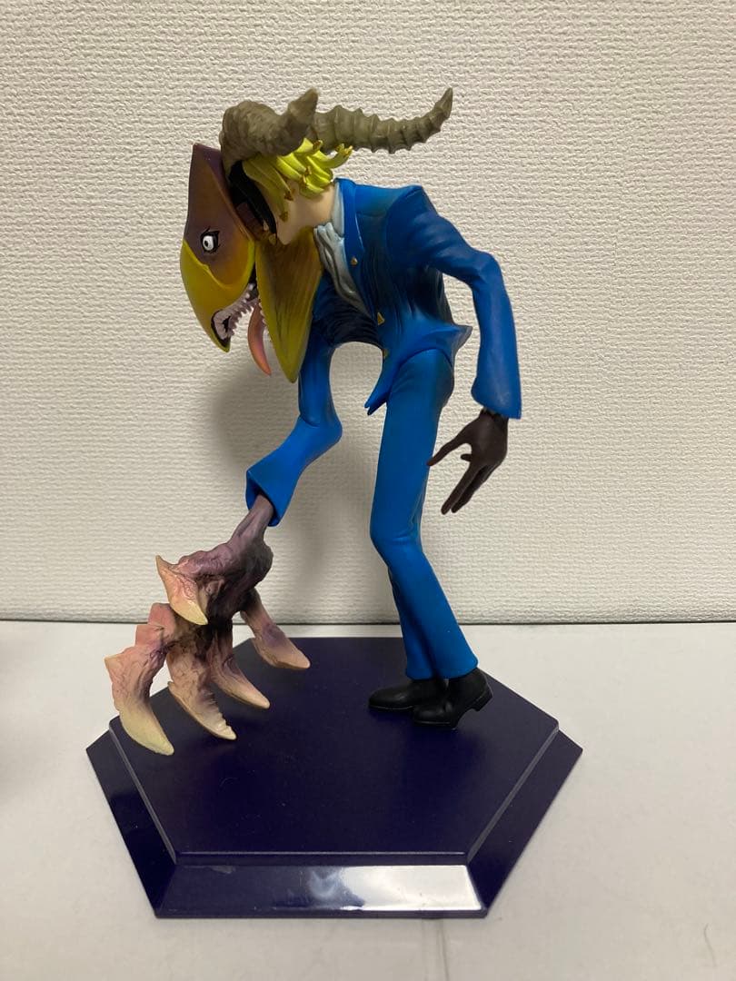 脳噛ネウロ 1/8スケールフィギュア トイズワークス