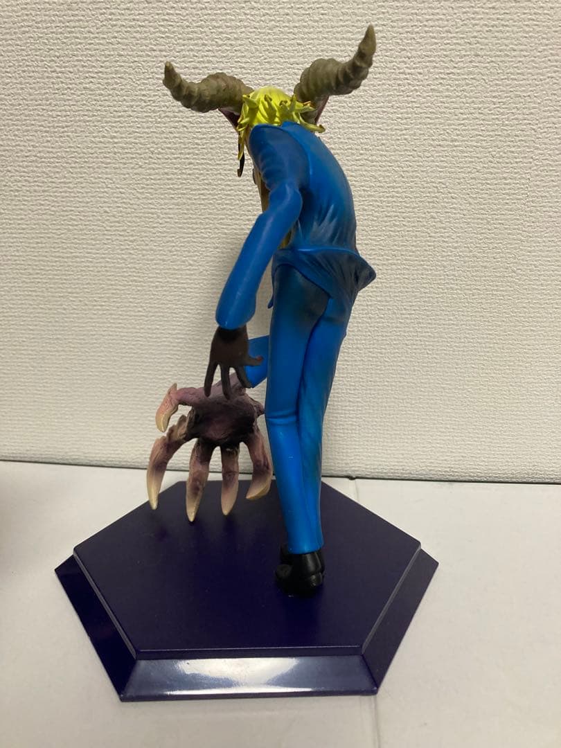 脳噛ネウロ 1/8スケールフィギュア トイズワークス