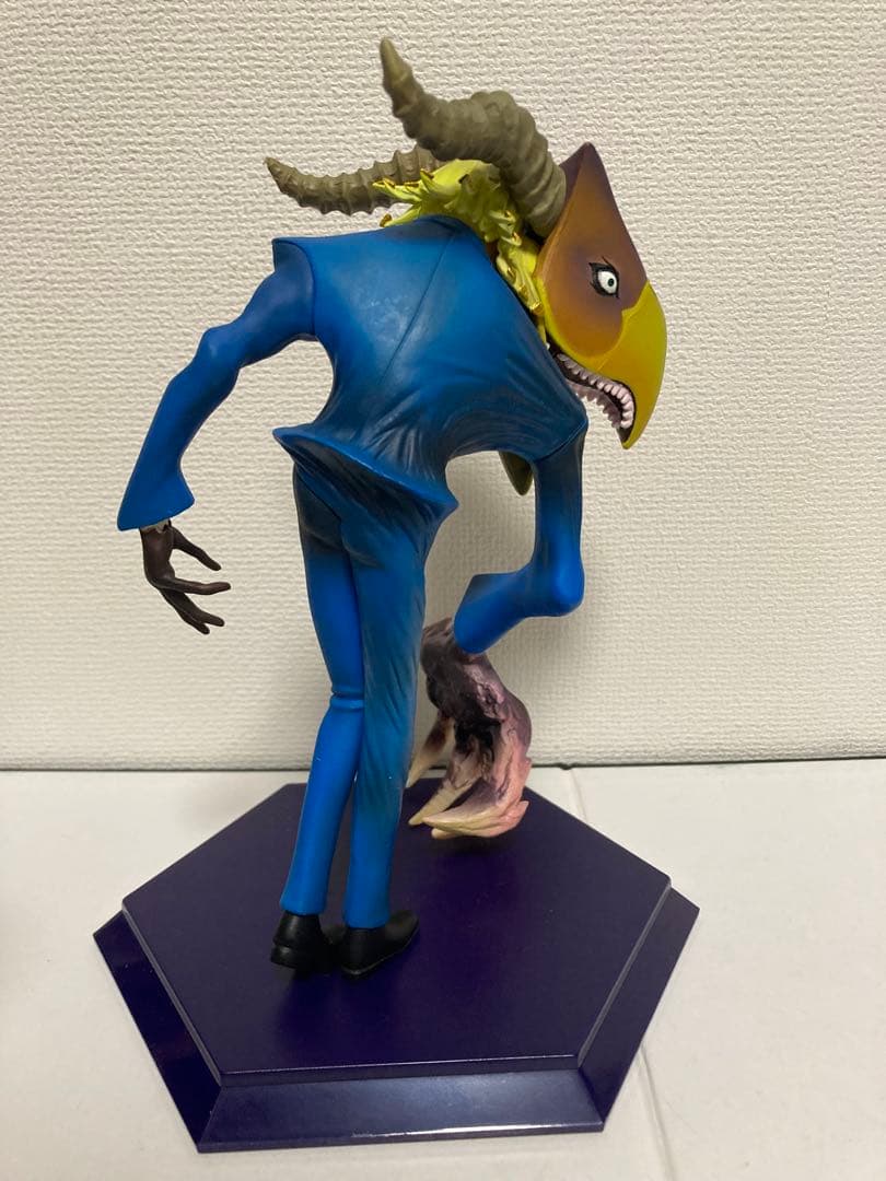 脳噛ネウロ 1/8スケールフィギュア トイズワークス