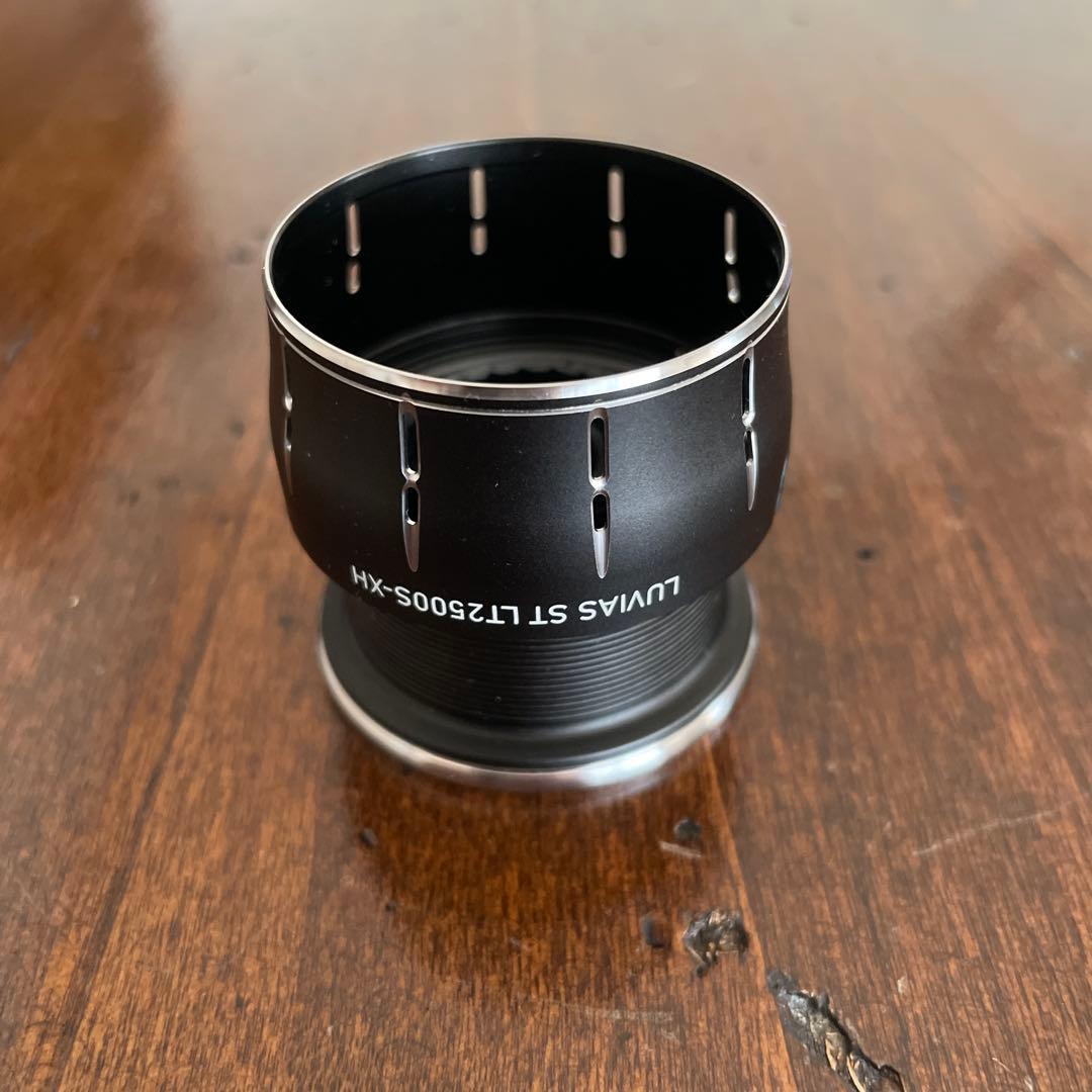 【9/7 20時までの出品】超美品24ルビアスST LT2500S-XHスプール