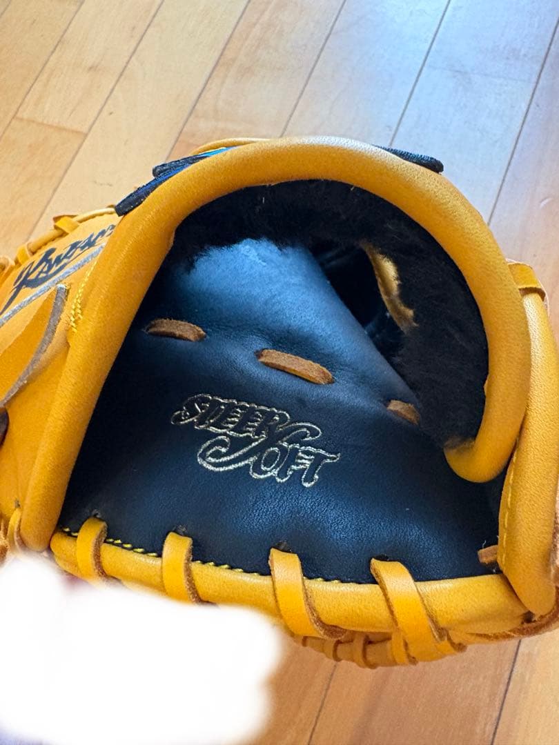軟式 グローブ イエロー　ミズノ KANAME