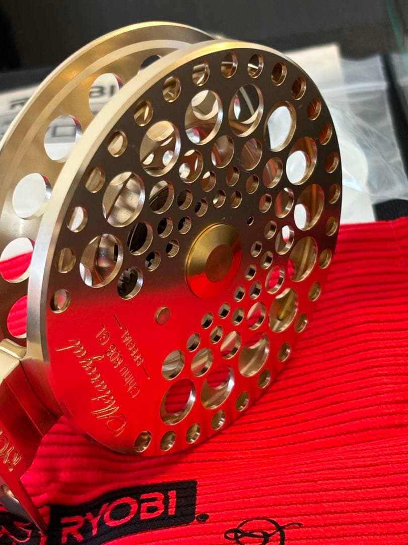 リール RYOBI  Chinu 808GL/SPECIAL