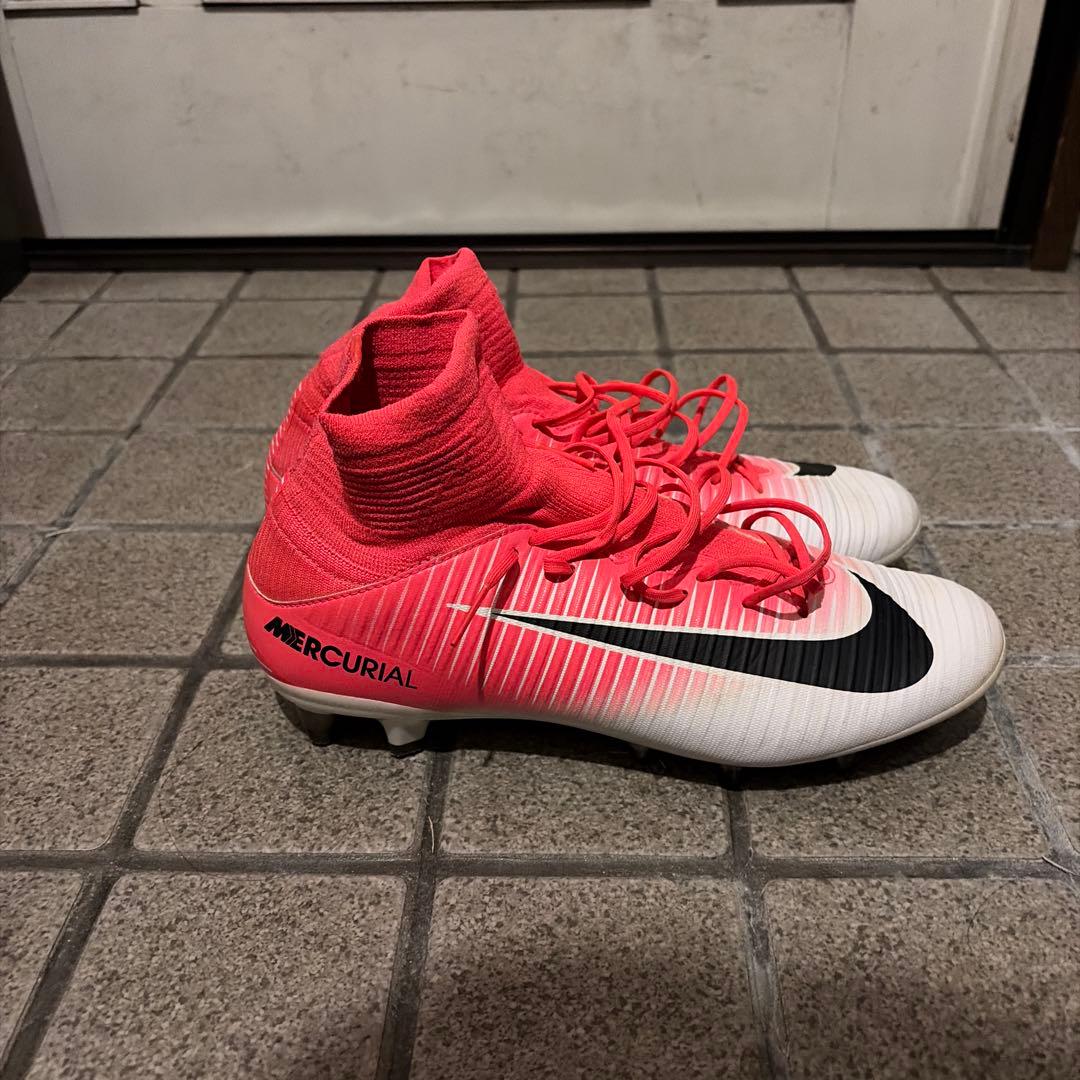 Nike Mercurial ピンクスパイク