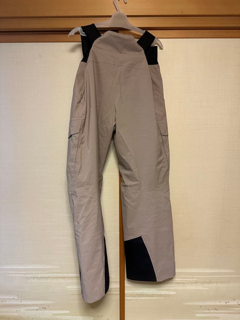 23-24 ゴールドウイン　関係者向けスキーウェア　パンツのみ