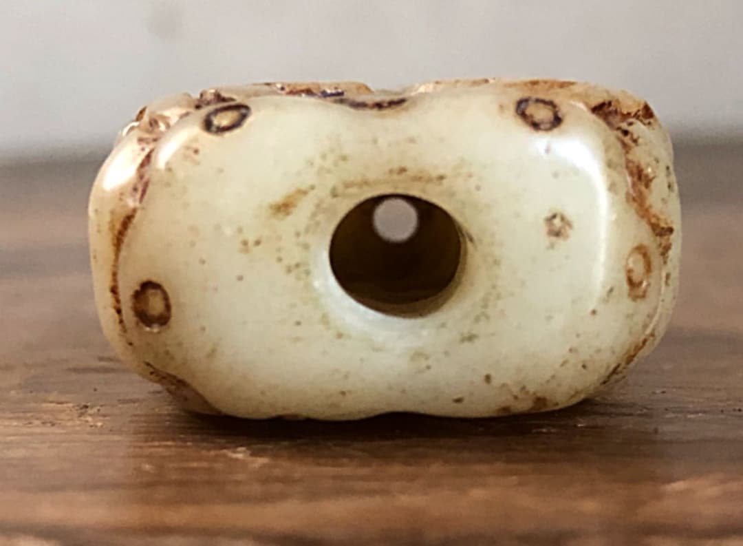 中国美術 老白玉 細密両面双魚刻 古玩 根付 ペンダント 23㌘