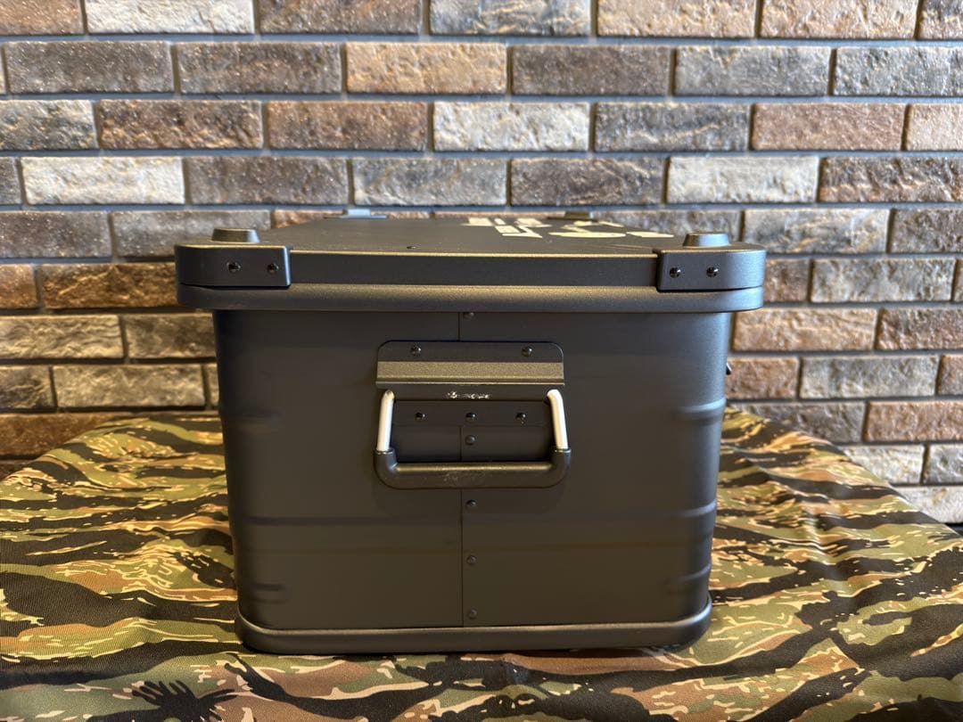 FIELDOOR アルミ コンテナ ボックス 蓋付き 【ブラック】 Mサイズ