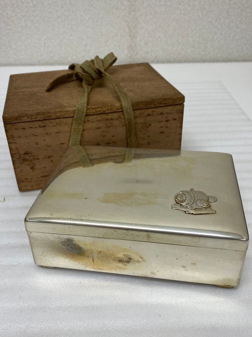 3-3283 小箱・小道具箱　金属工芸品