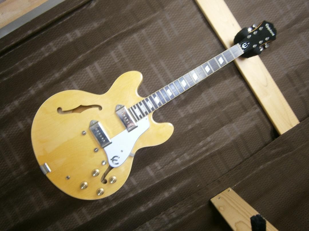 エピフォン＜カジノ・Casino＞欠品パーツあり