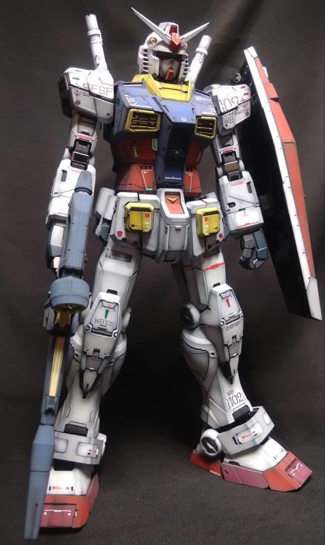 リョウ51　　ガンプラ PG UNLEASHED 1/60ガンダム 完成品