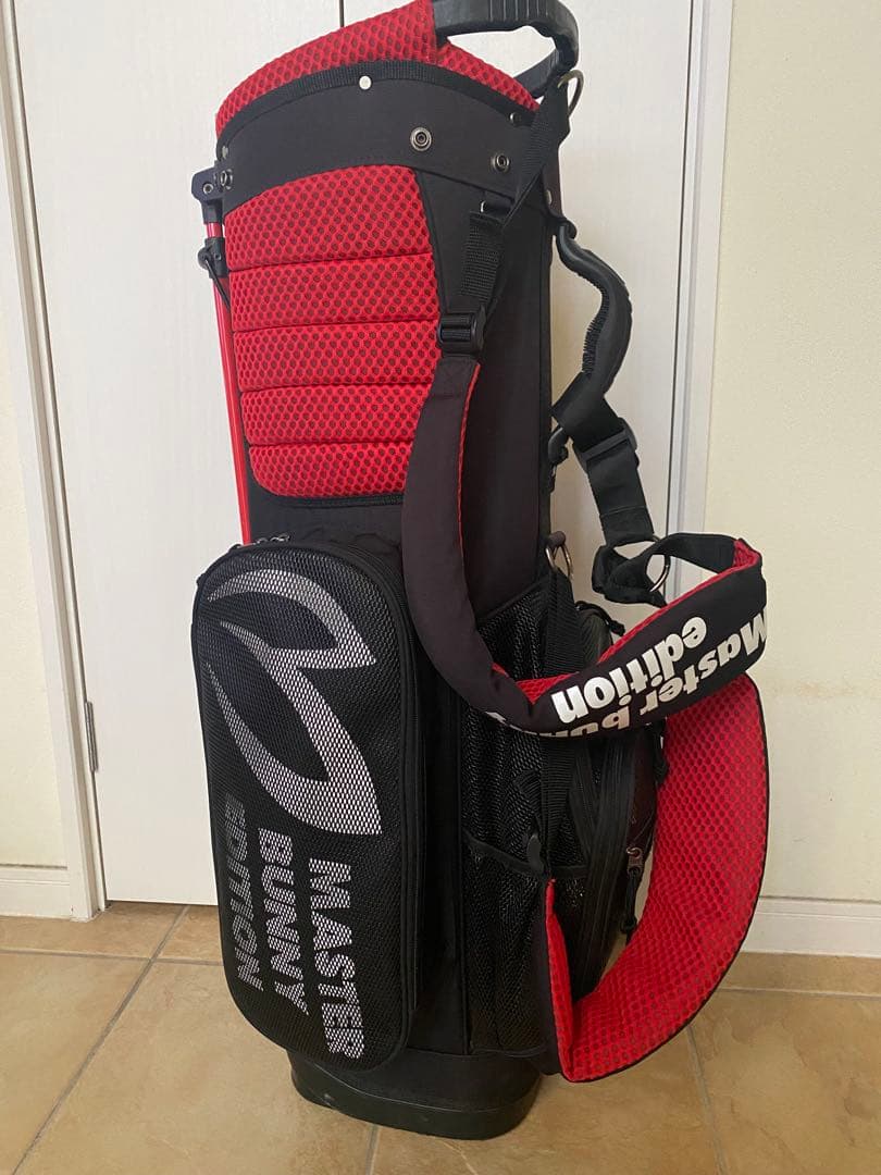 MASTER BUNNY EDITION キャディバッグ レッド/ブラック