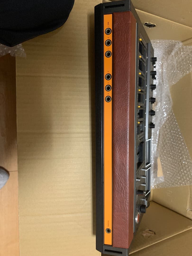 MIXER ANALÓGICO VINTAGE “VICTOR MI-5000”