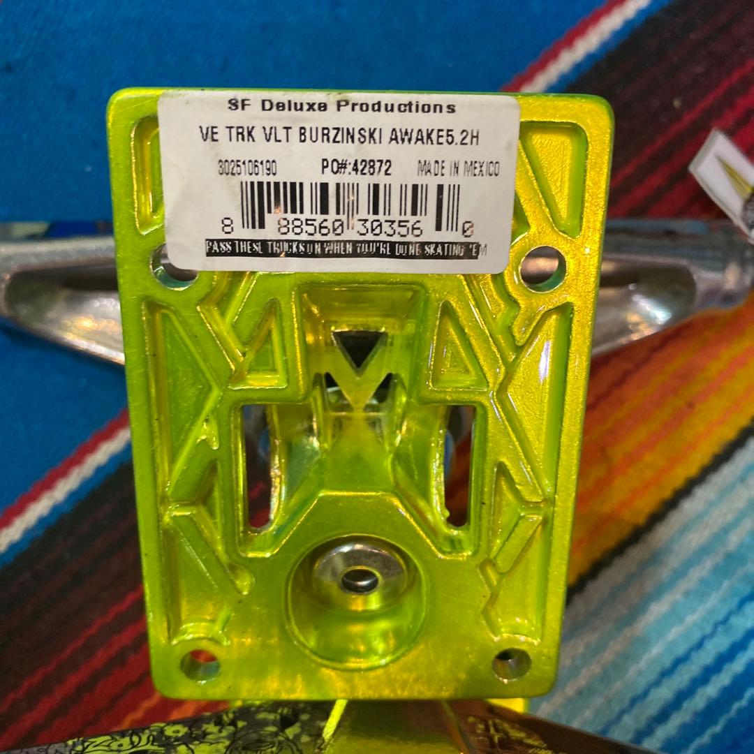 Venture スケートボード トラック シルバー/イエロー5.2h