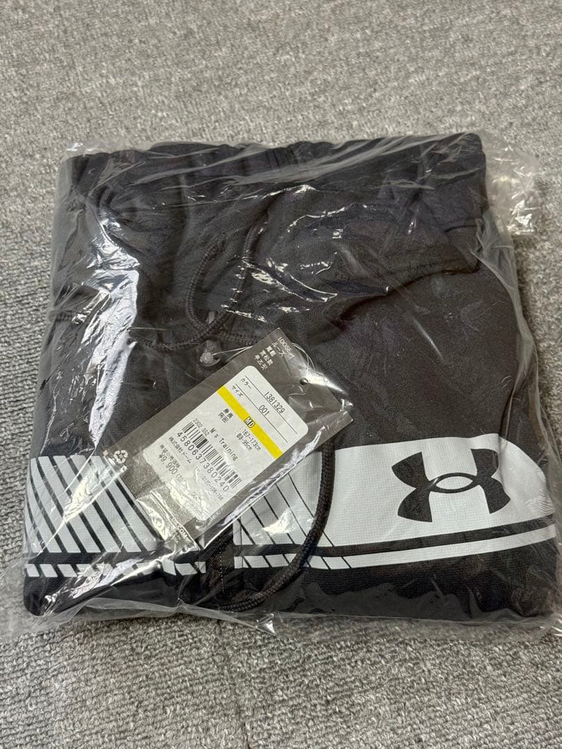 新春2026年アンダーアーマー福袋M６点セット 明日発送✨　総額42,000円