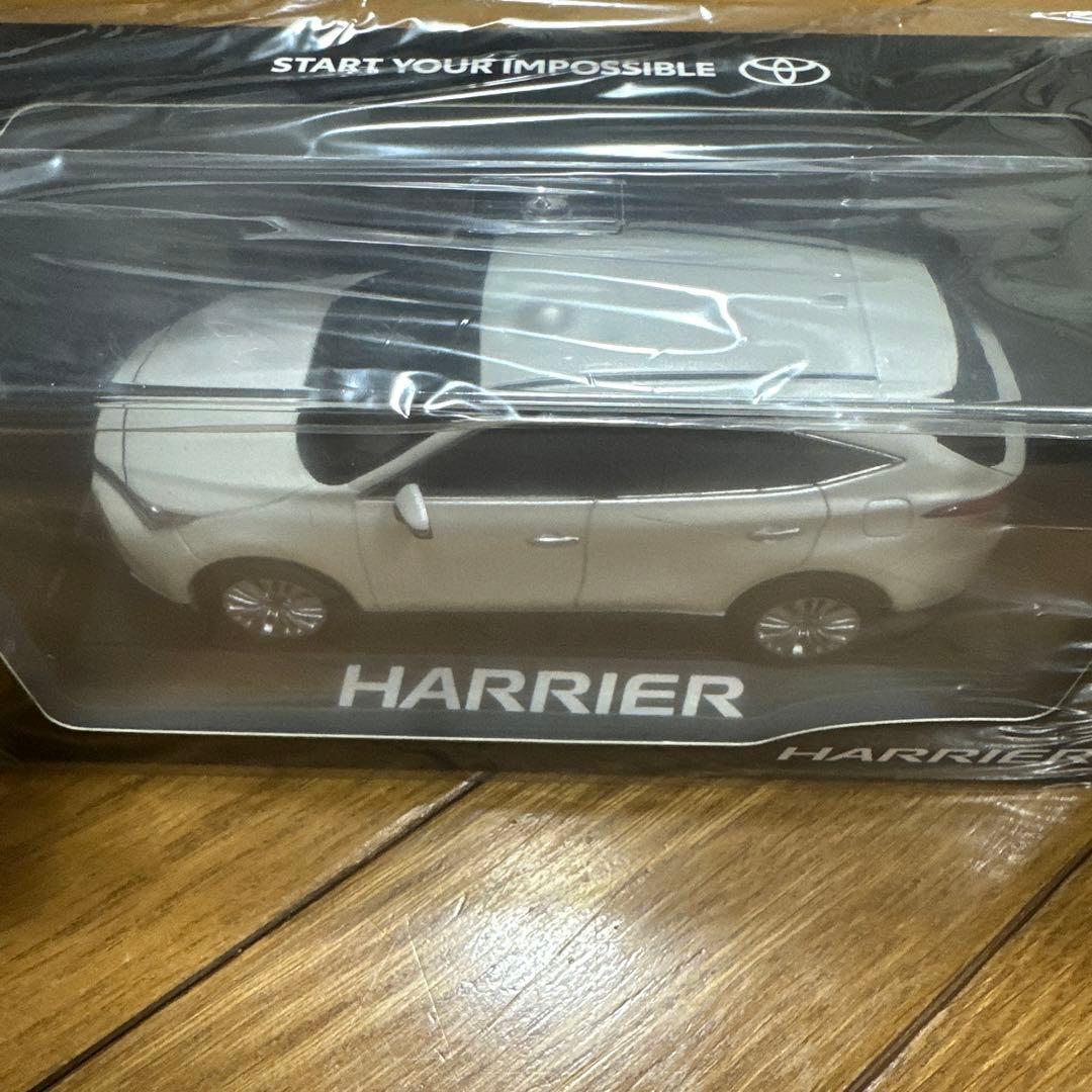 カラーサンプルミニカーハリアー90系